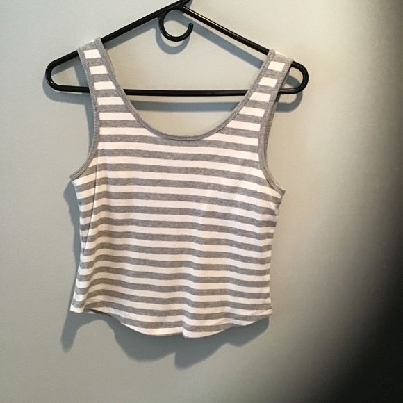 NYL Gray/White Striped Tank Top Petite Large - Picture 2 of 2